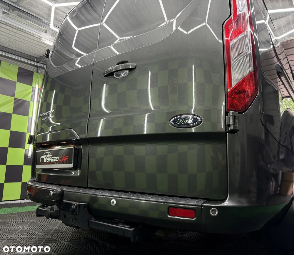 Ford Transit Custom 310 L2H1 Limited - 24