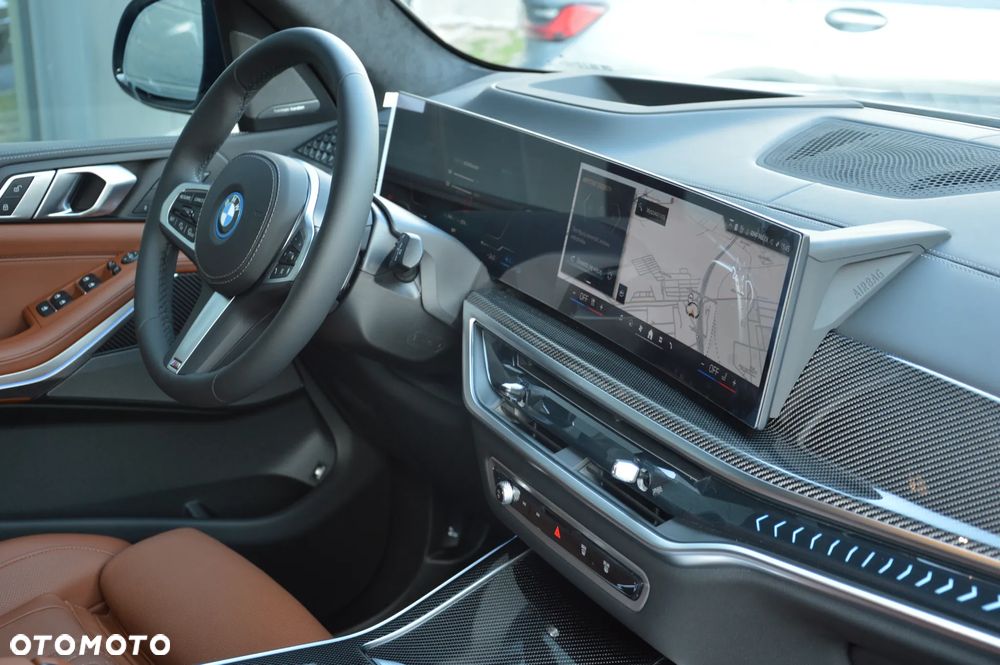 BMW X5 xDrive50e - 12