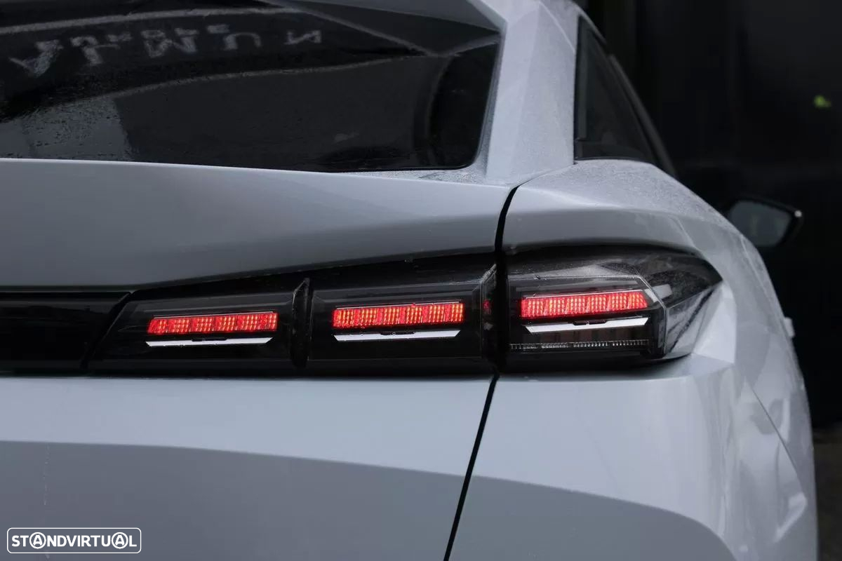 Peugeot 408 1.2 PureTech Allure EAT8 - 18