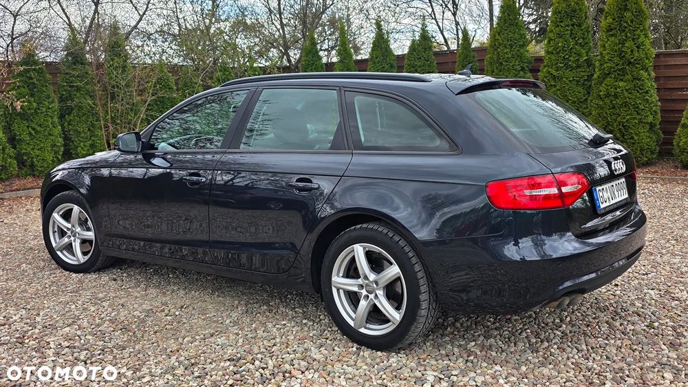 Audi A4 Avant - 9