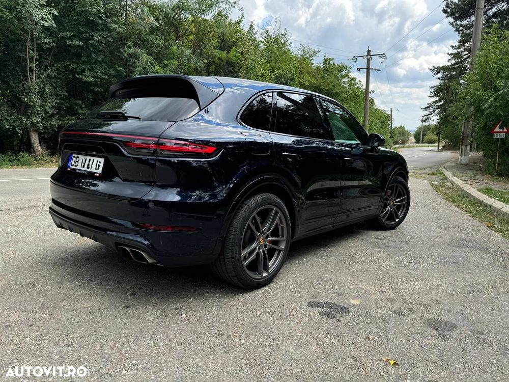 Porsche Cayenne E-Hybrid Tiptronic S Platinum Edition - 2