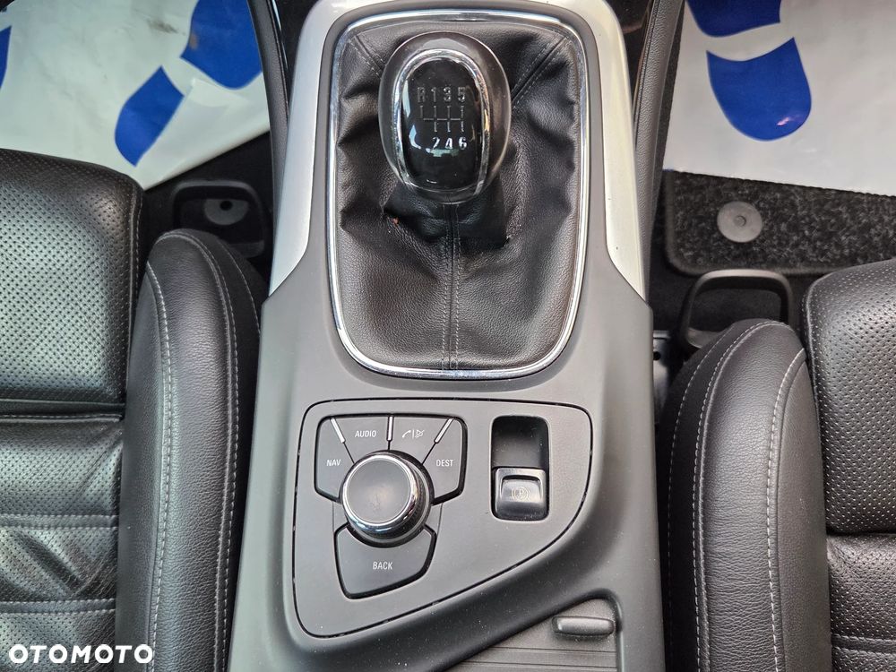 Opel Insignia 2.0 CDTI Innovation - 28