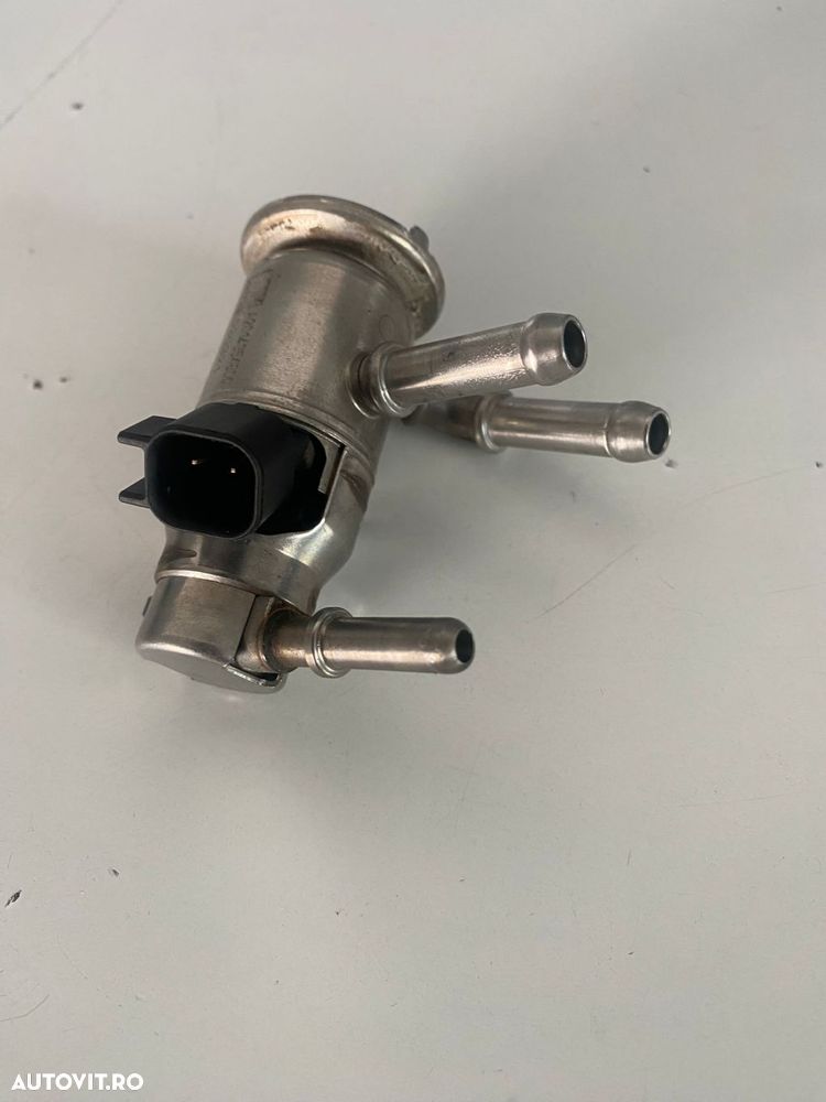 Injector ADBLUE VOLVO V60 V60CC V90 XC90 XC60 MILD HYBRID 2021+ 31452332 A2C14354800 - 2