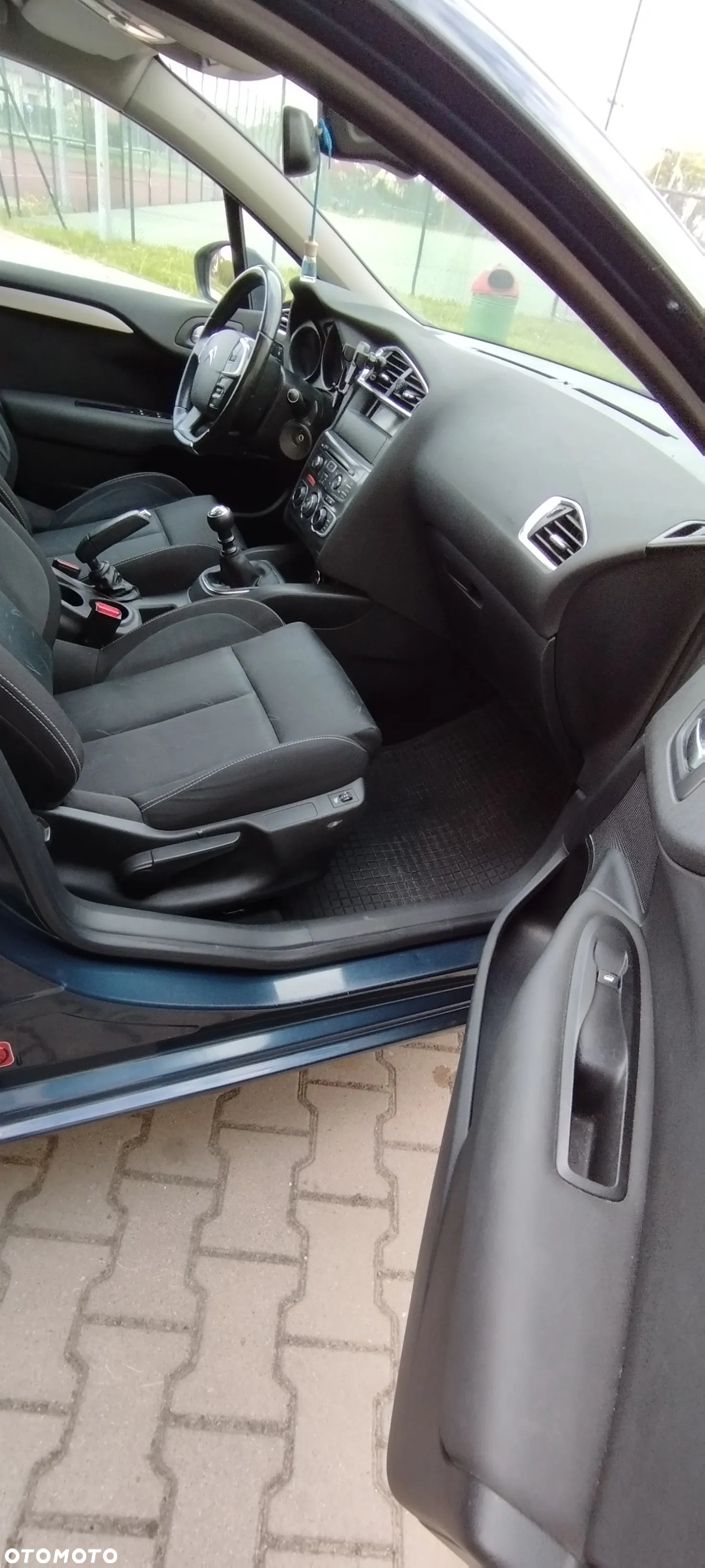 Citroën C4 - 6