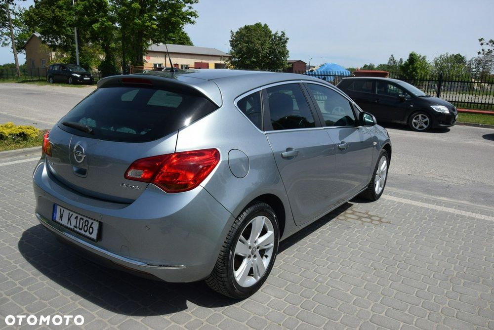 Opel Astra 1.4 T Energy EU6 - 15