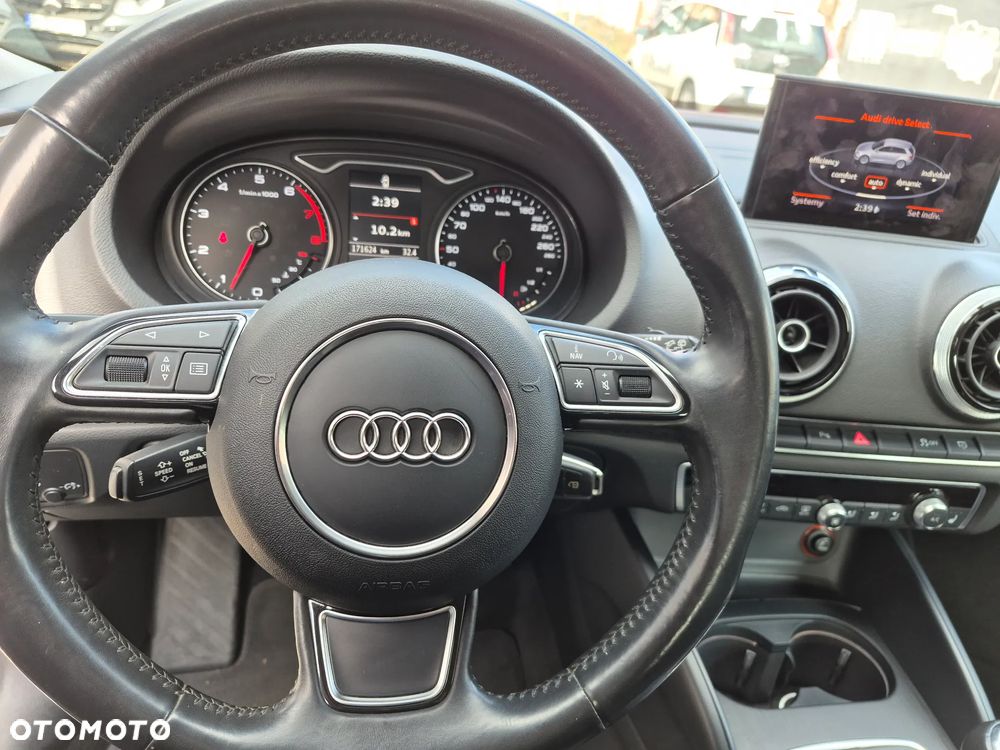 Audi A3 Sportback 1.4 TFSI S line Sportpaket - 20