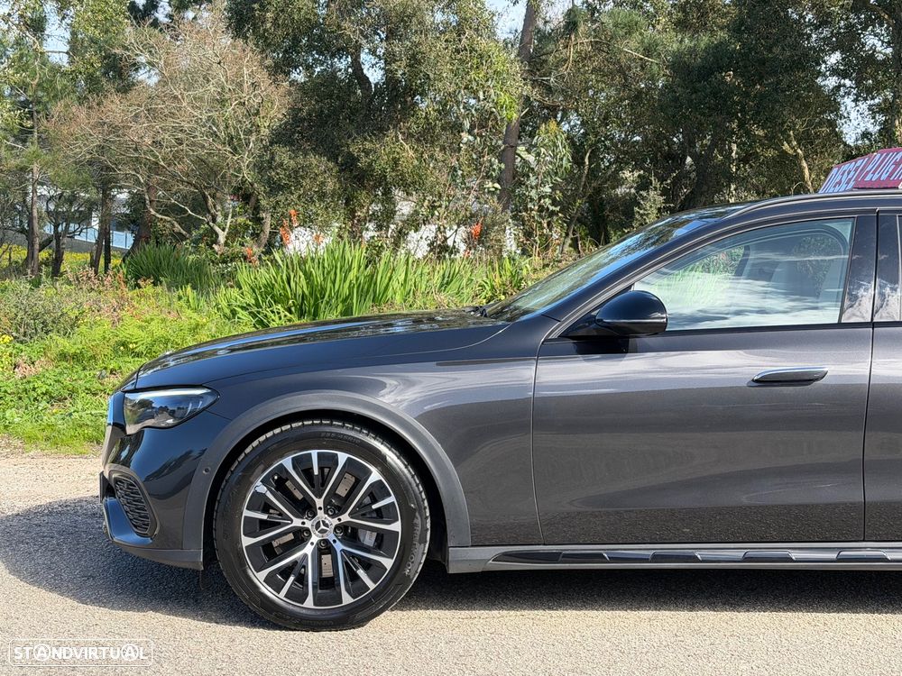 Mercedes-Benz E 300 de 4Matic All-Terrain - 2