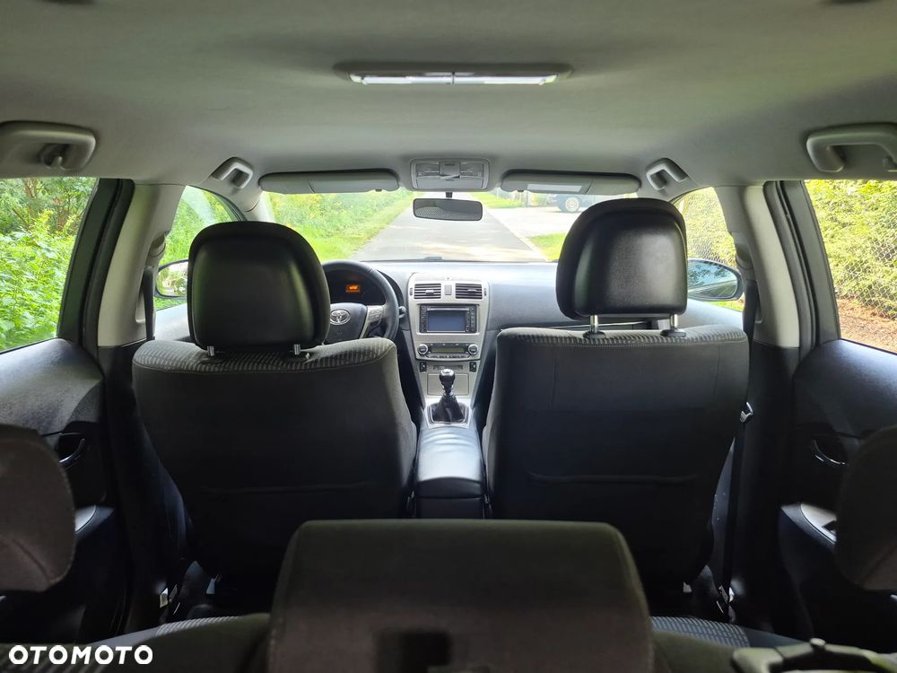 Toyota Avensis 2.0 D-4D Edition - 27