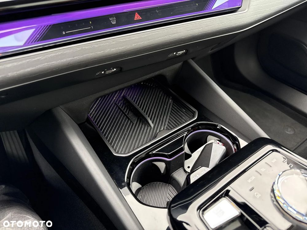 BMW Seria 5 530e xDrive PHEV - 19