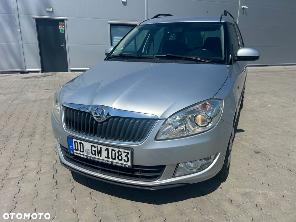 Skoda Roomster 1.2 TSI DSG Ambition PLUS EDITION - 2