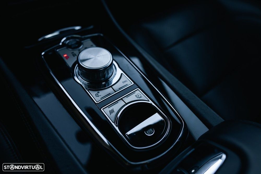 Jaguar XK XKR 5.0 V8 - 38