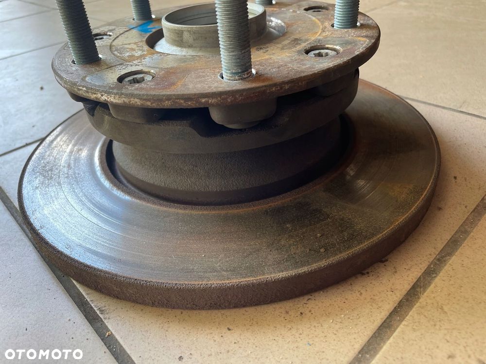 Piasta tył Transit MK8/CUSTOM KK212B664AA - 3