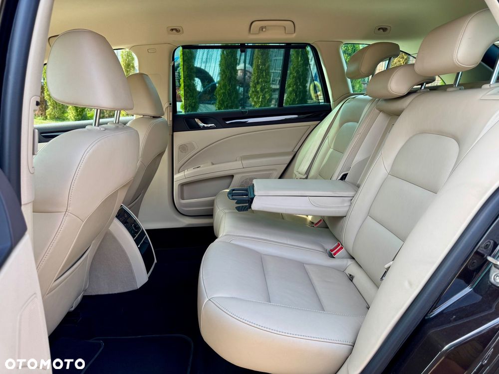 Skoda Superb 2.0 TDI L&K - 28