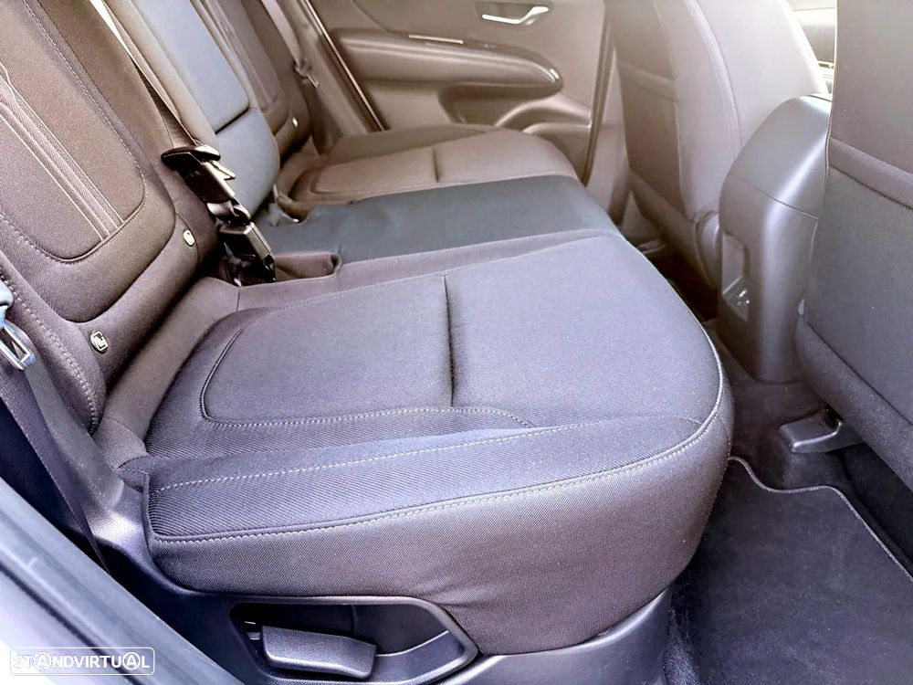 Hyundai Tucson 1.6 T-GDI HEV Vanguard+TA - 28