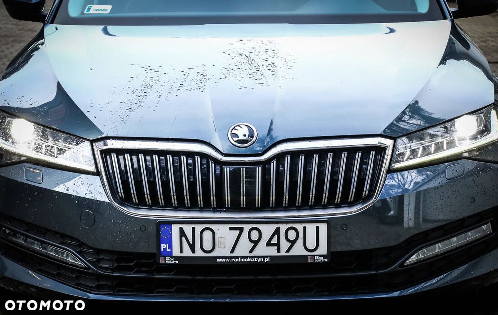 Skoda Superb 2.0 TSI Ambition DSG - 5