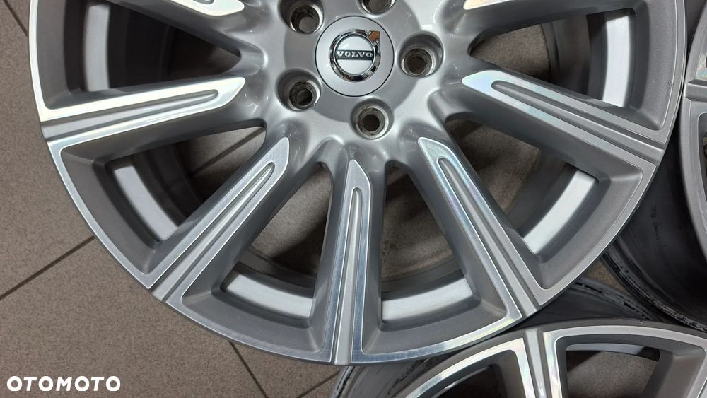 Felgi Aluminiowe 18 Volvo S90 V90 5x108 ET 42 - 12