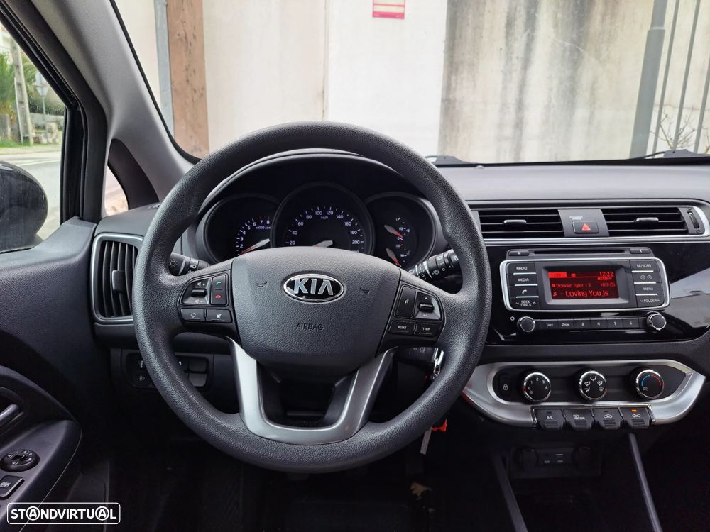 Kia Rio 1.2 CVVT LX - 17