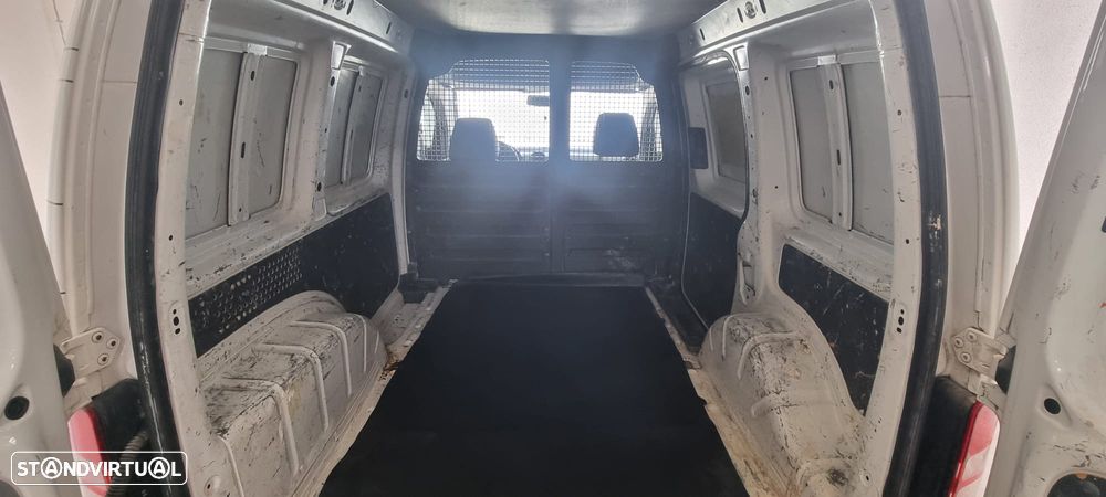 VW Caddy - 10