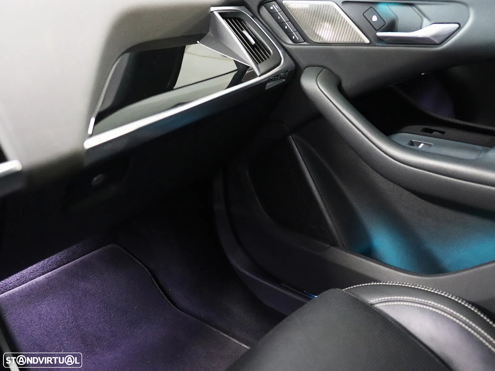Jaguar I-Pace EV400 AWD R-DYNAMIC SE - 6