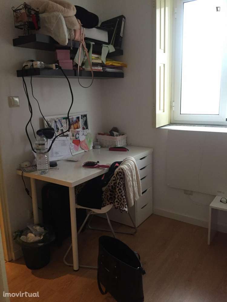 Quarto - localizado em Paranhos Porto - Grande imagem: 4/17