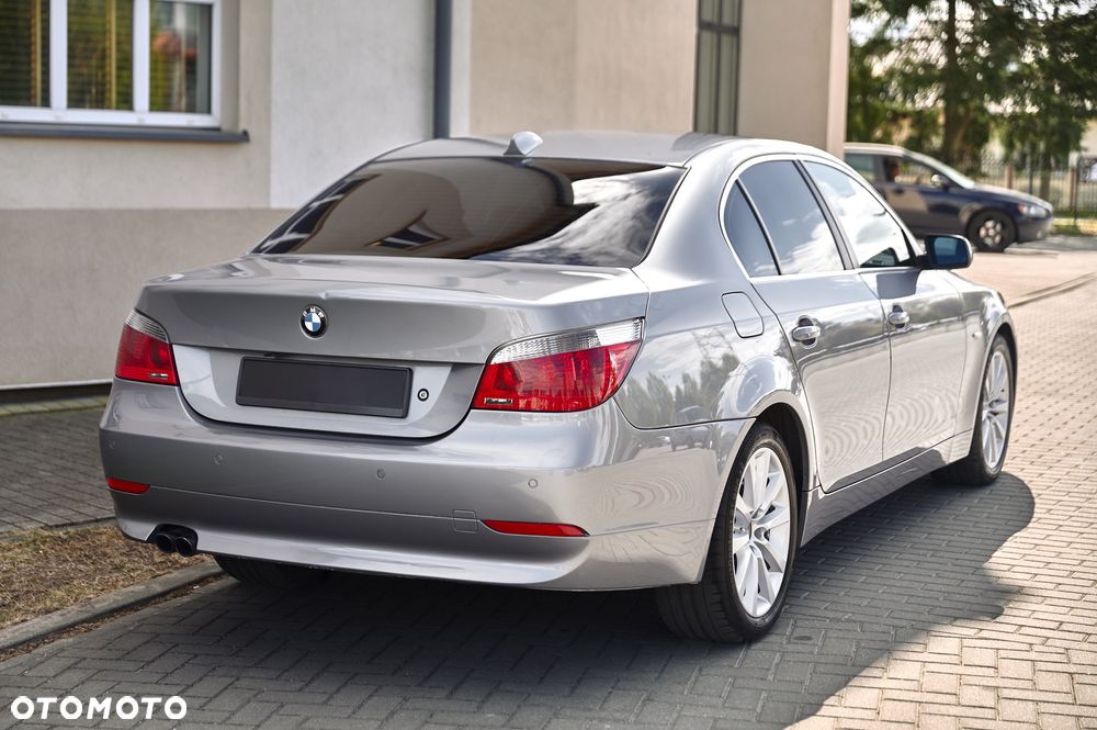BMW Seria 5 525i - 12