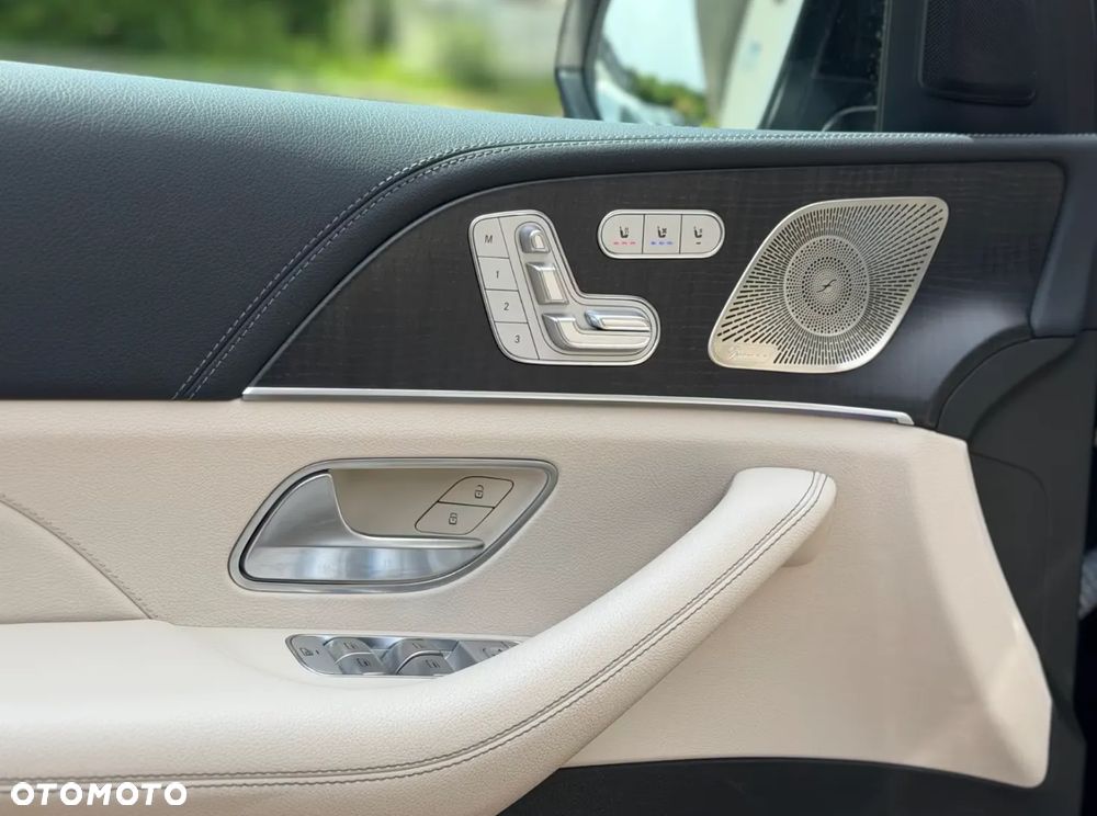 Mercedes-Benz GLE 350 e 4Matic 9G-TRONIC AMG Line - 16