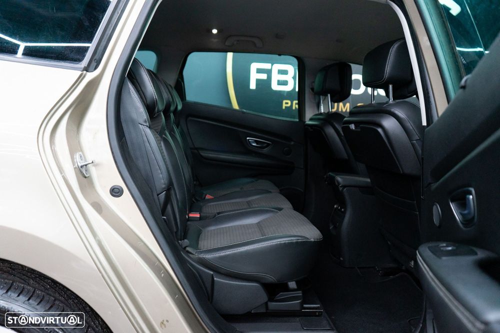 Renault Scénic 1.5 dCi Bose Edition EDC SS - 46