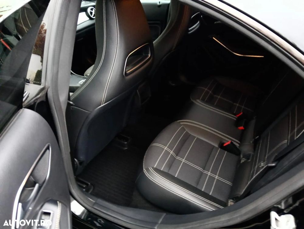 Mercedes-Benz CLA Shooting Brake 220 d 7G-DCT AMG Line - 27