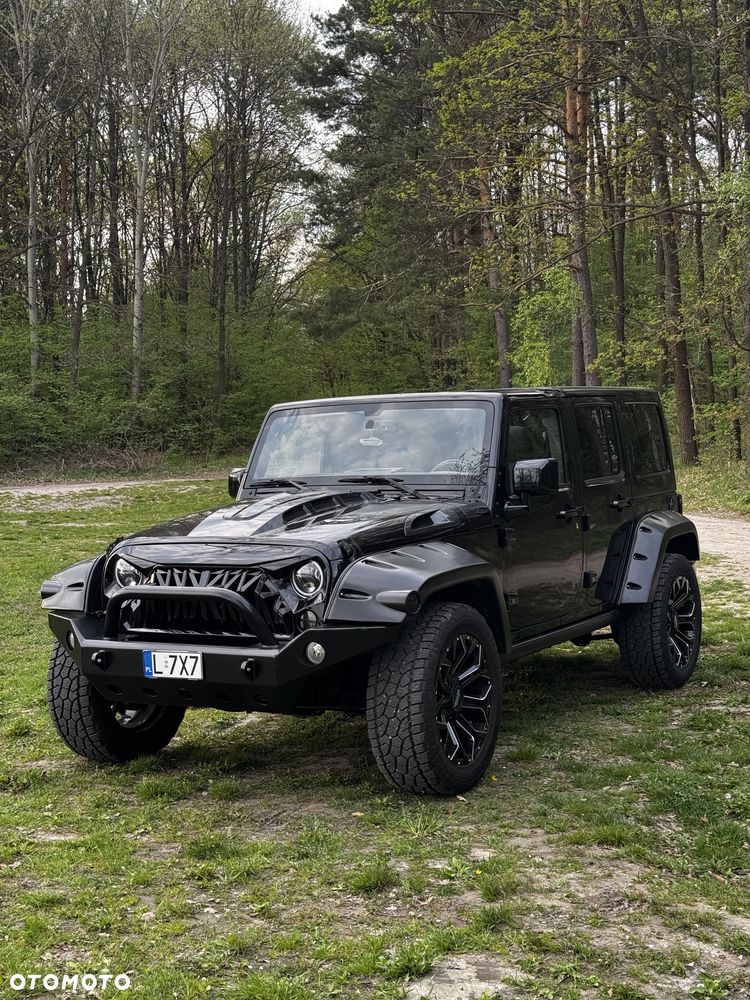 Jeep Wrangler - 1
