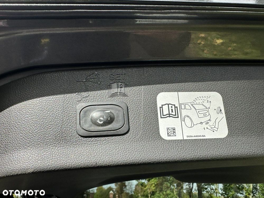 Ford Kuga - 27