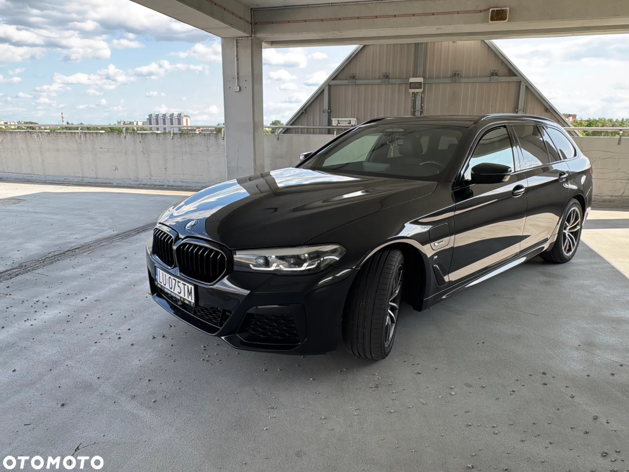BMW Seria 5 530e xDrive M Sport sport - 2