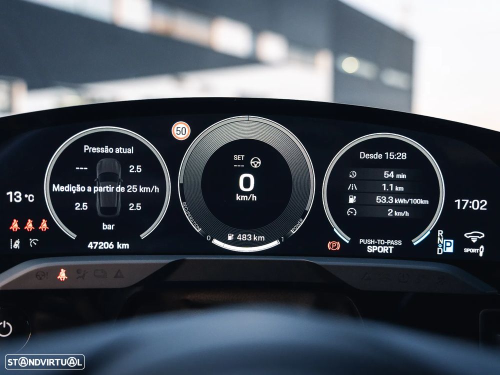 Porsche Taycan Cross Turismo 4S - 19