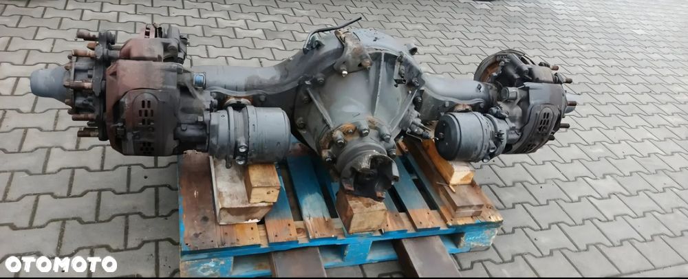 SCANIA R S MOST TYLNY KOMPLETNY DYFERENCJAŁ R753  2.35 2823222 - 1