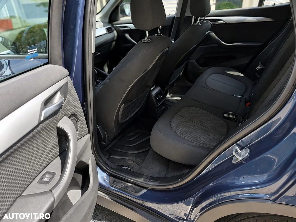 BMW X1 xDrive20i Aut. Advantage - 25