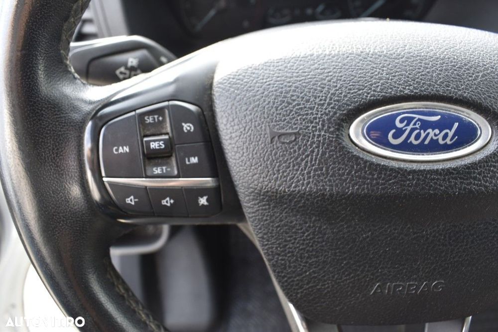 Ford Transit - 19