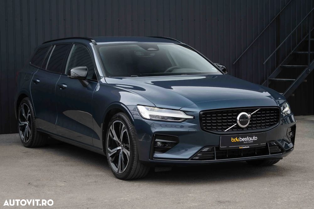 Volvo V60 B4 MHEV AT Ultimate Dark - 39
