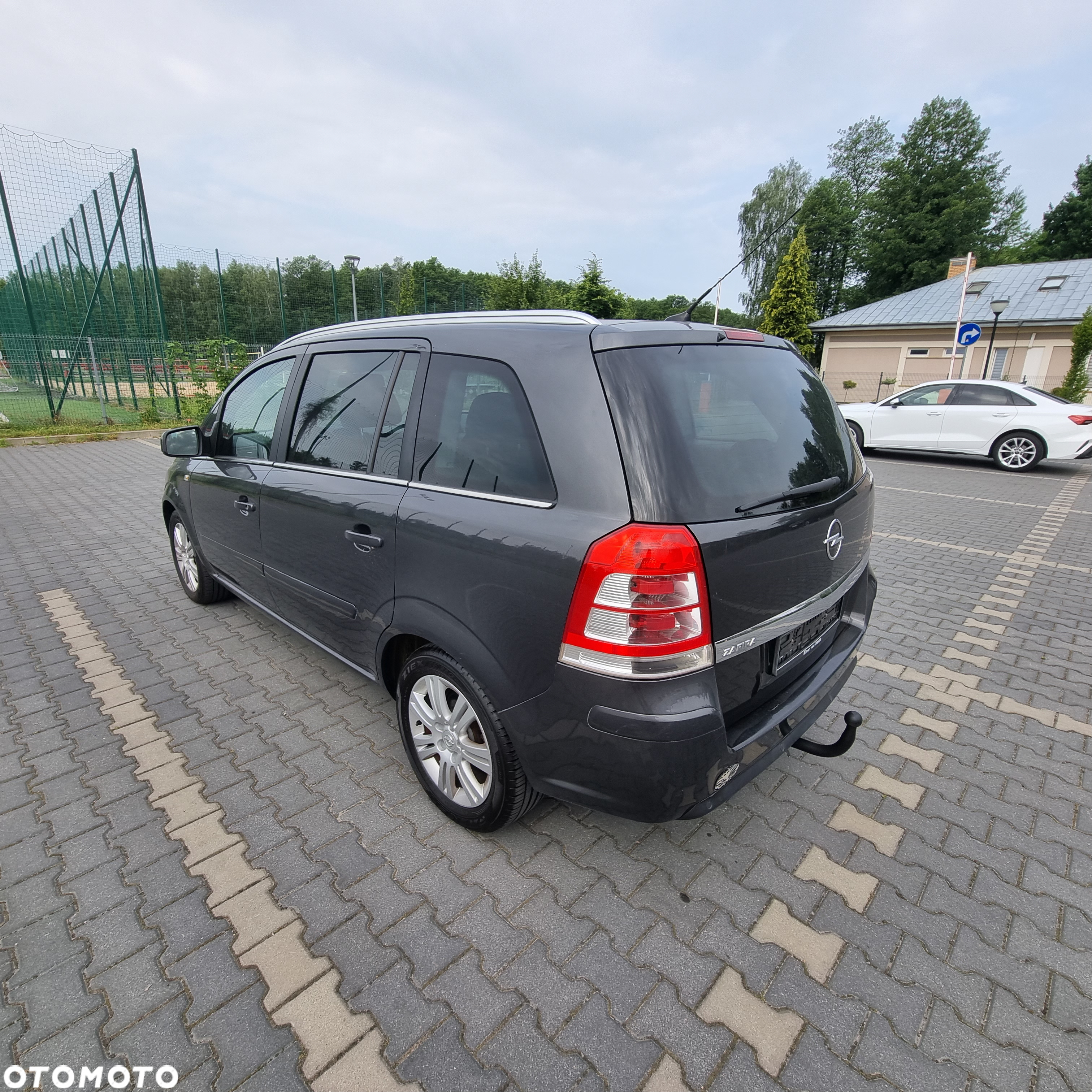 Opel Zafira 1.8 Cosmo EU5 - 7