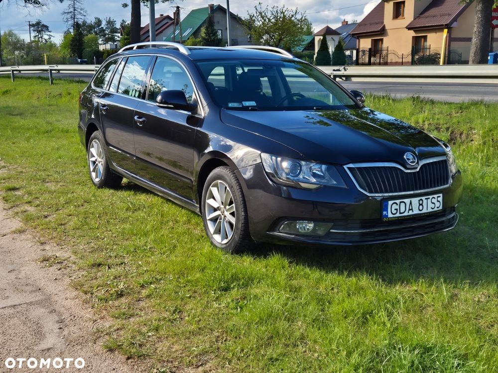 Skoda Superb 2.0 TDI Ambition DSG - 24