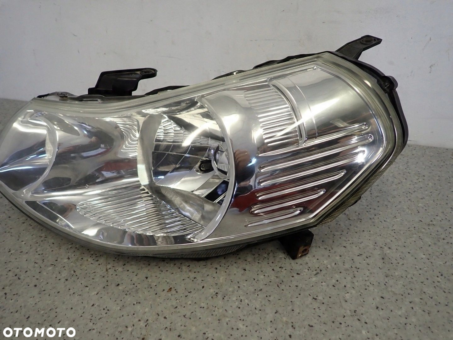 SUZUKI SX4 FIAT SEDICI 06-13 LAMPA PRZEDNIA LEWA REFLEKTOR - 5