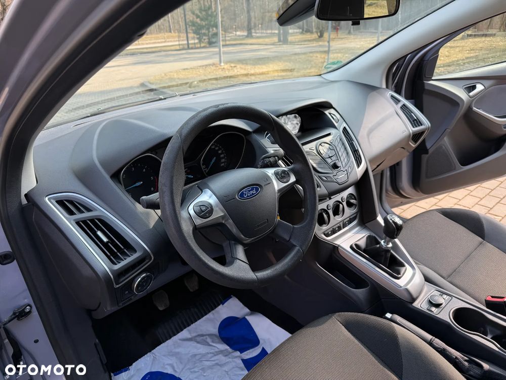 Ford Focus - 22