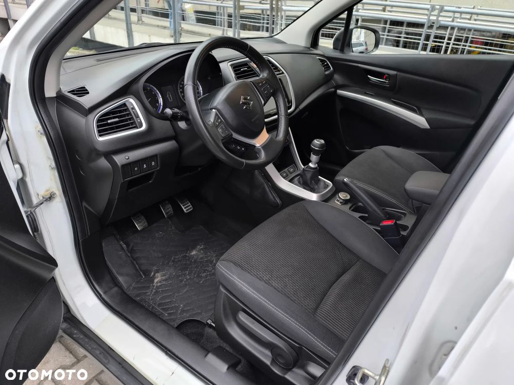 Suzuki SX4 S-Cross 1.4 T Elegance 4WD - 5