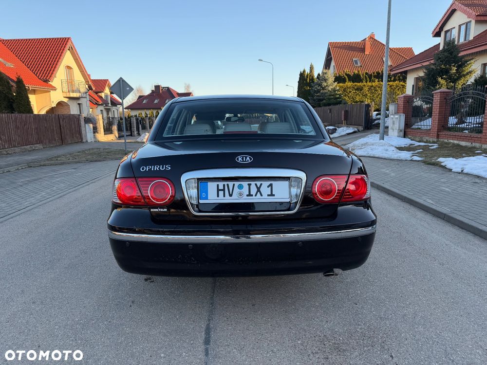 Kia Opirus 3.5 V6 Executive - 16