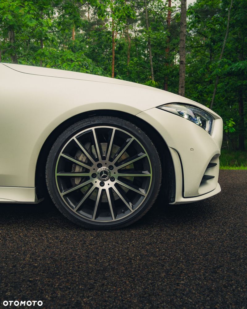 Mercedes-Benz CLS - 2