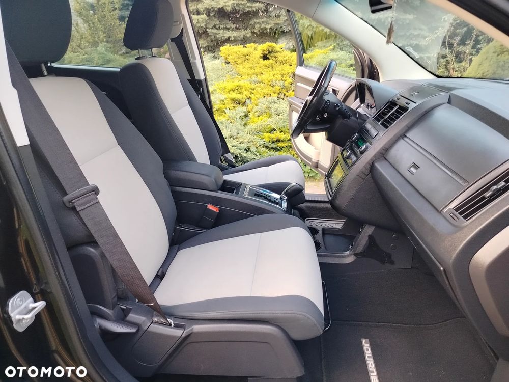 Dodge Journey 2.7 V6 R/T - 30