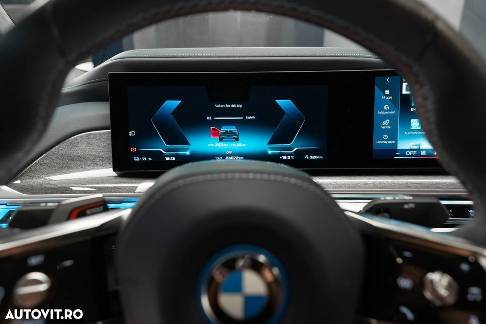 BMW i7 - 14