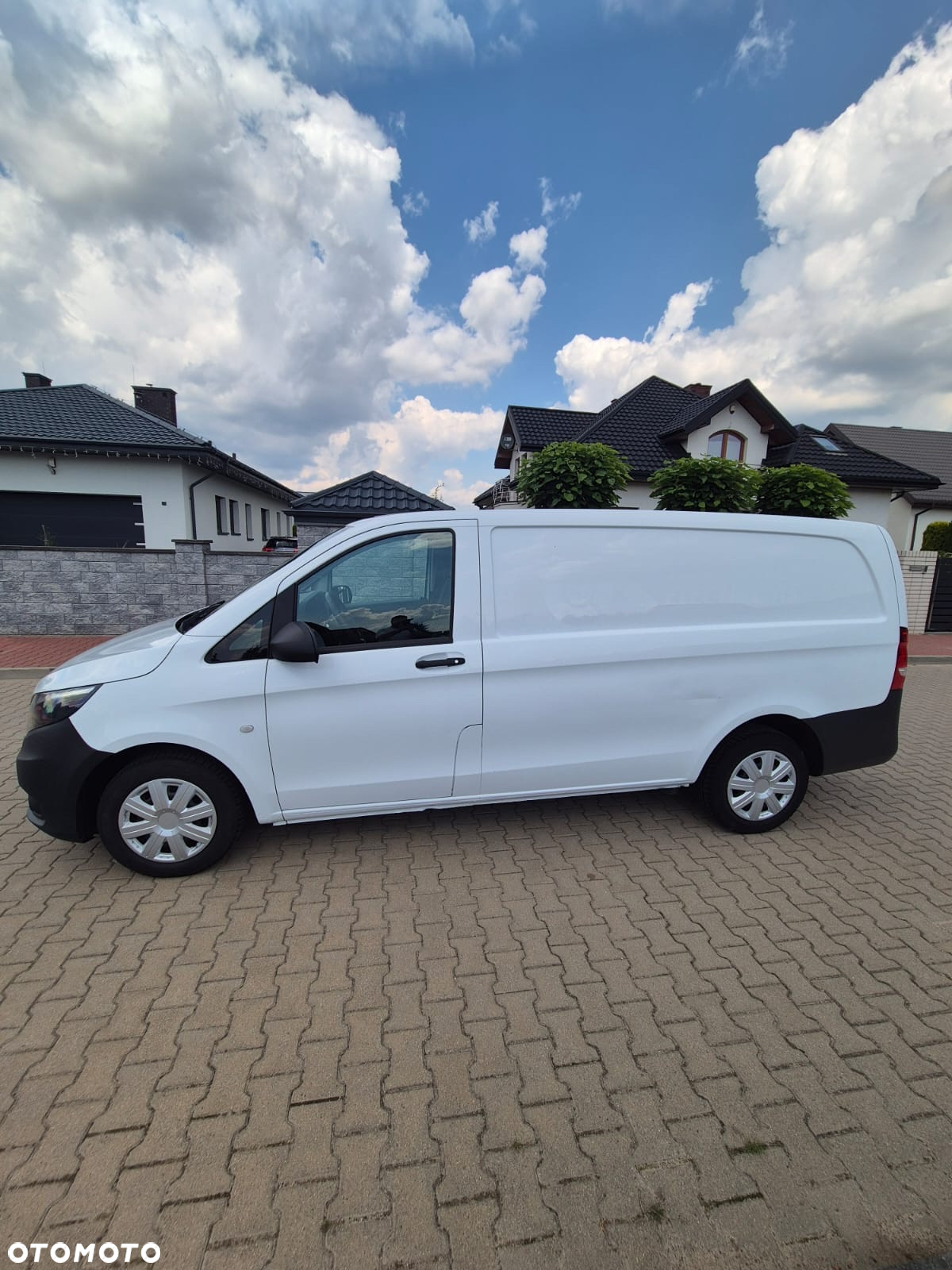 Mercedes-Benz Vito 2017r Long Klima Super stan - 10