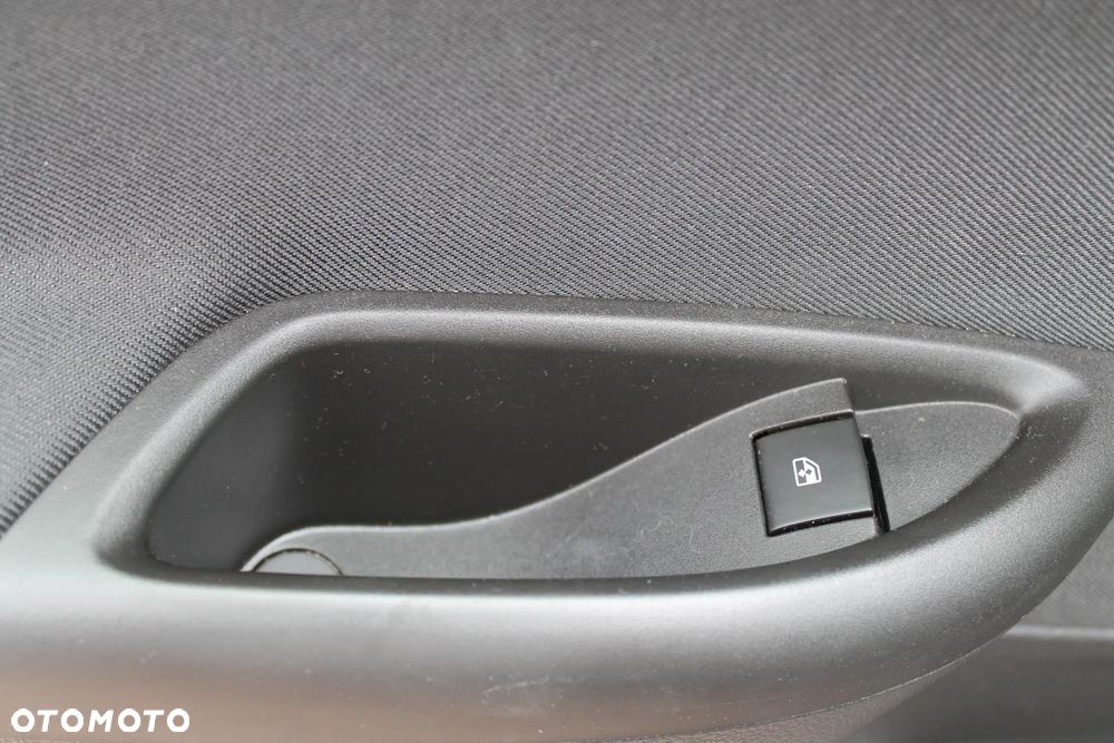 Opel Astra IV 1.6 CDTI Sport - 22