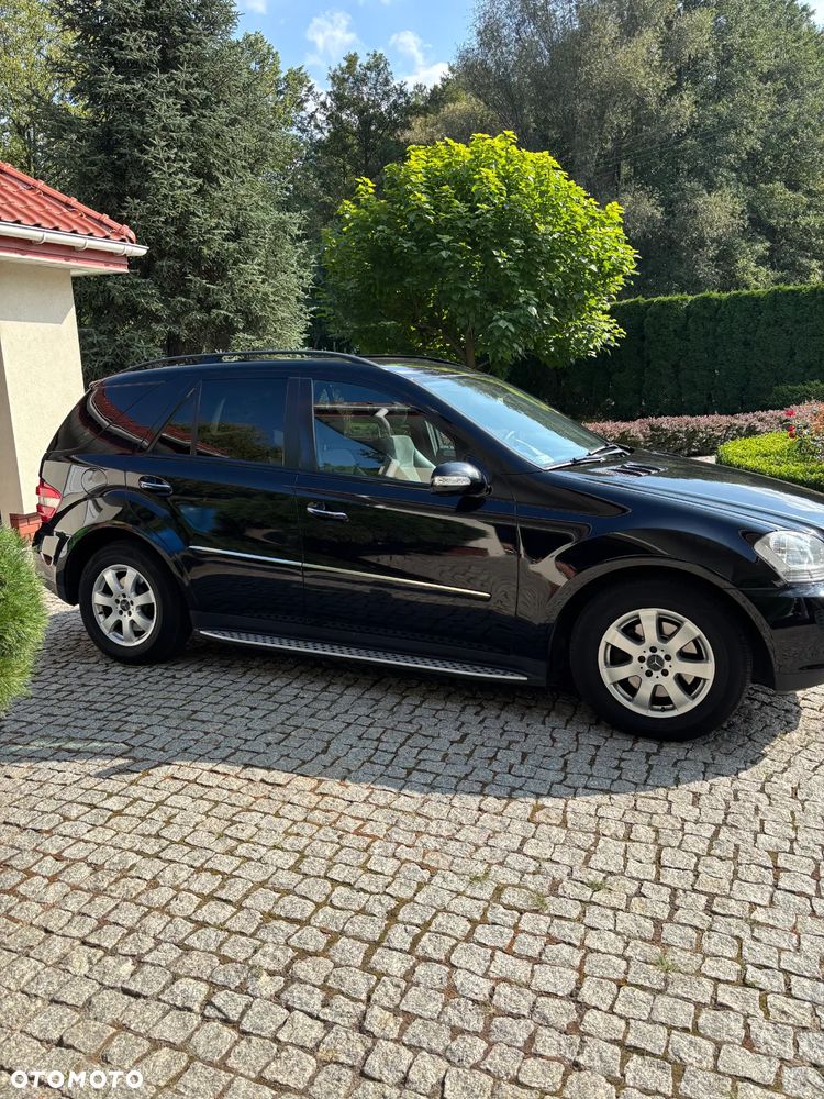 Mercedes-Benz ML - 4