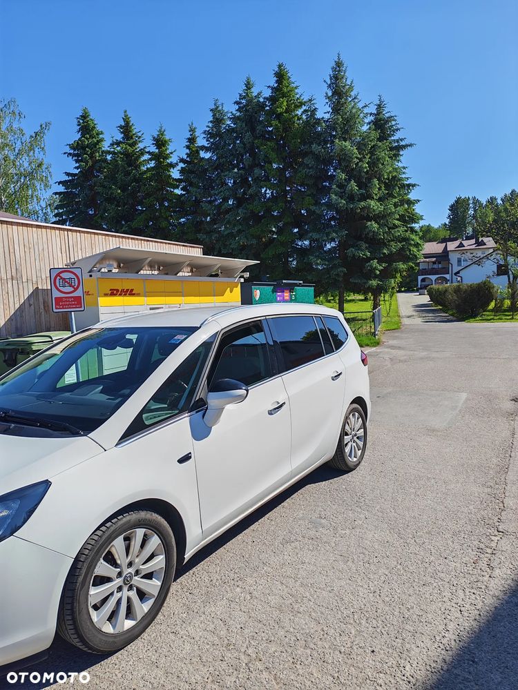 Opel Zafira 2.0 CDTI Cosmo EcoFLEX S&S - 2