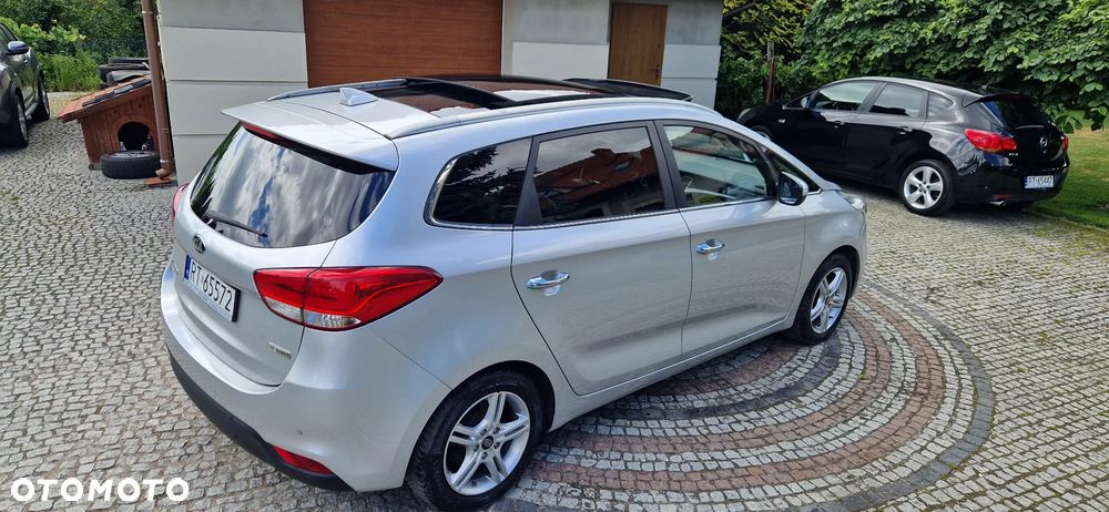 Kia Carens 1.6 GDI Business Line 7os EU6 - 10